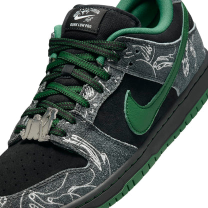 Nike x There Skateboard SB Dunk Low Pro “Anthracite Gorge Green”