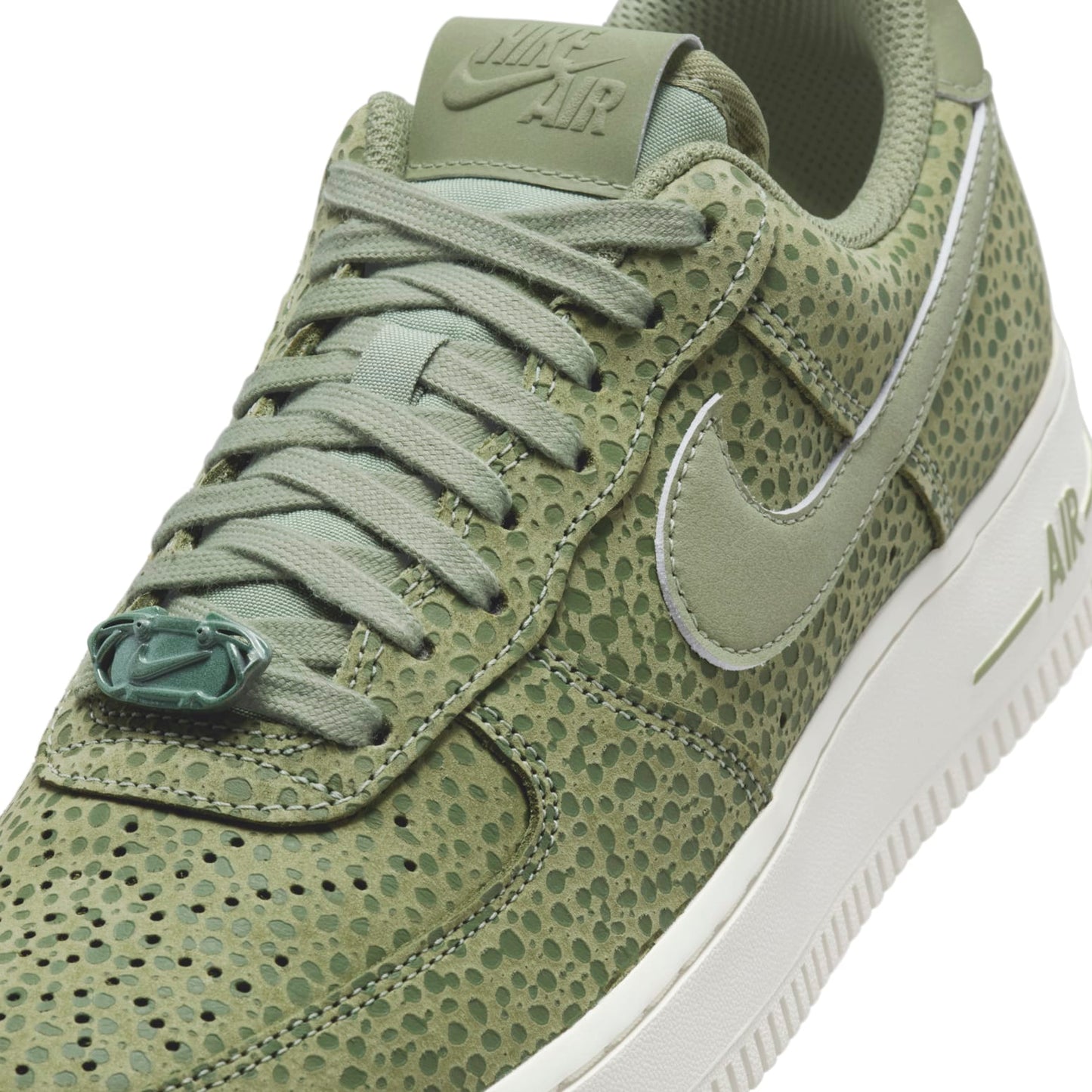 Nike Air Force 1 “07 Premium “Safari Oil Green”