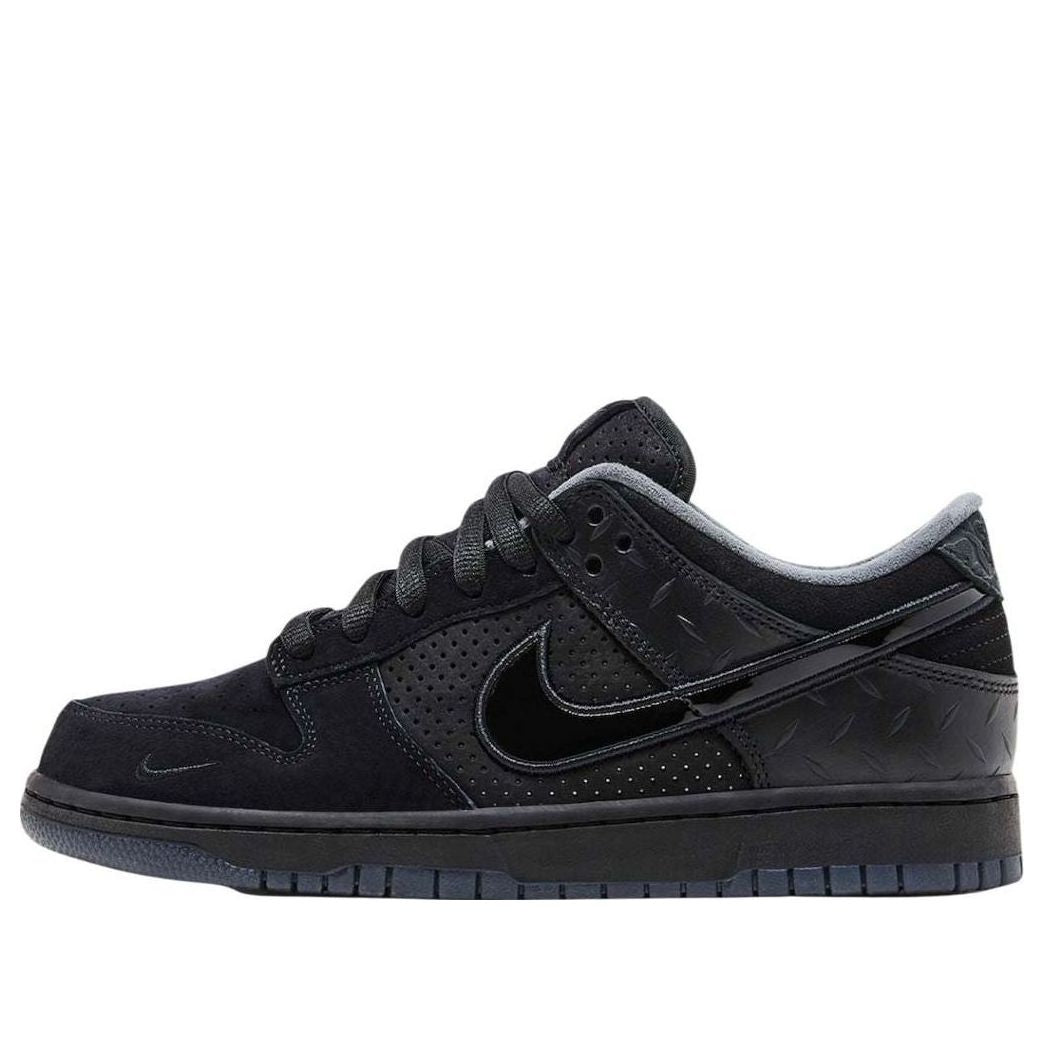 Nike Dunk Low “Ducks of a Feather Black University of Oregon PE”