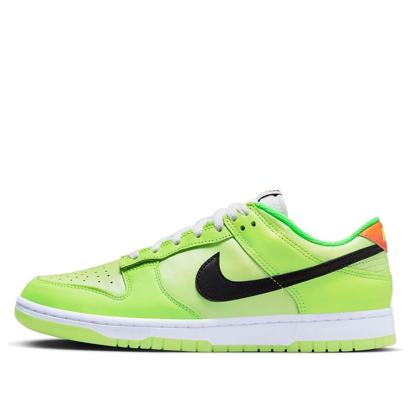 Nike Dunk Low SE “Splash”