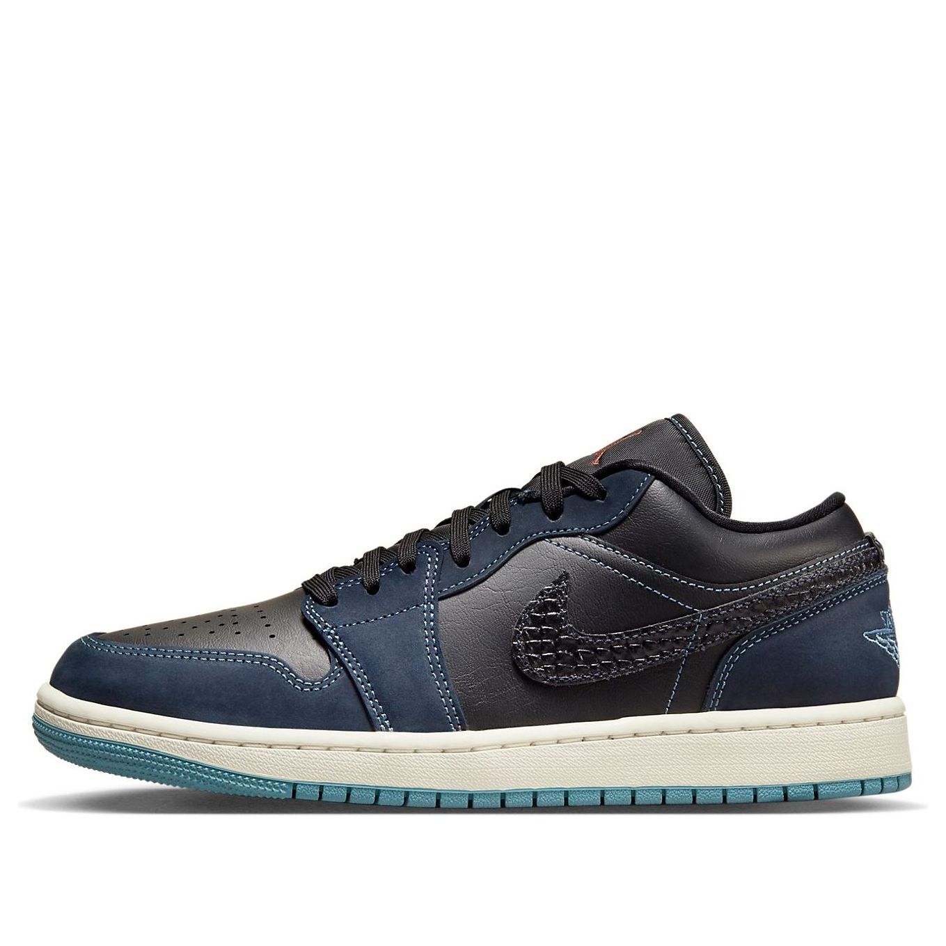 Air Jordan 1 Low “Midnight Navy”
