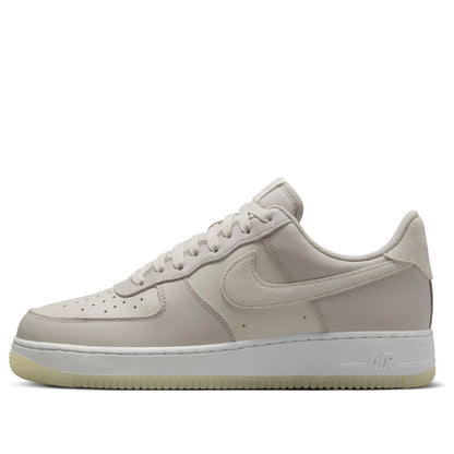 Nike Air Force 1 “07 LV8 “Light Bone”