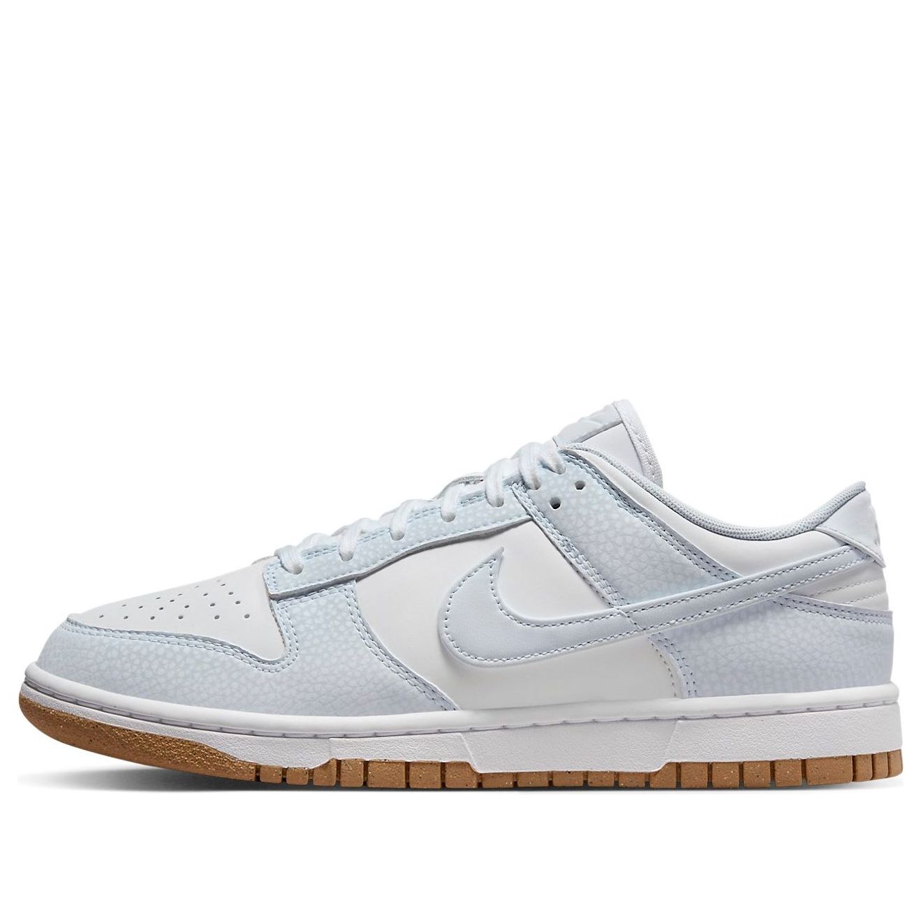 Nike Dunk Low Next Nature “Light Blue Grey Gum”