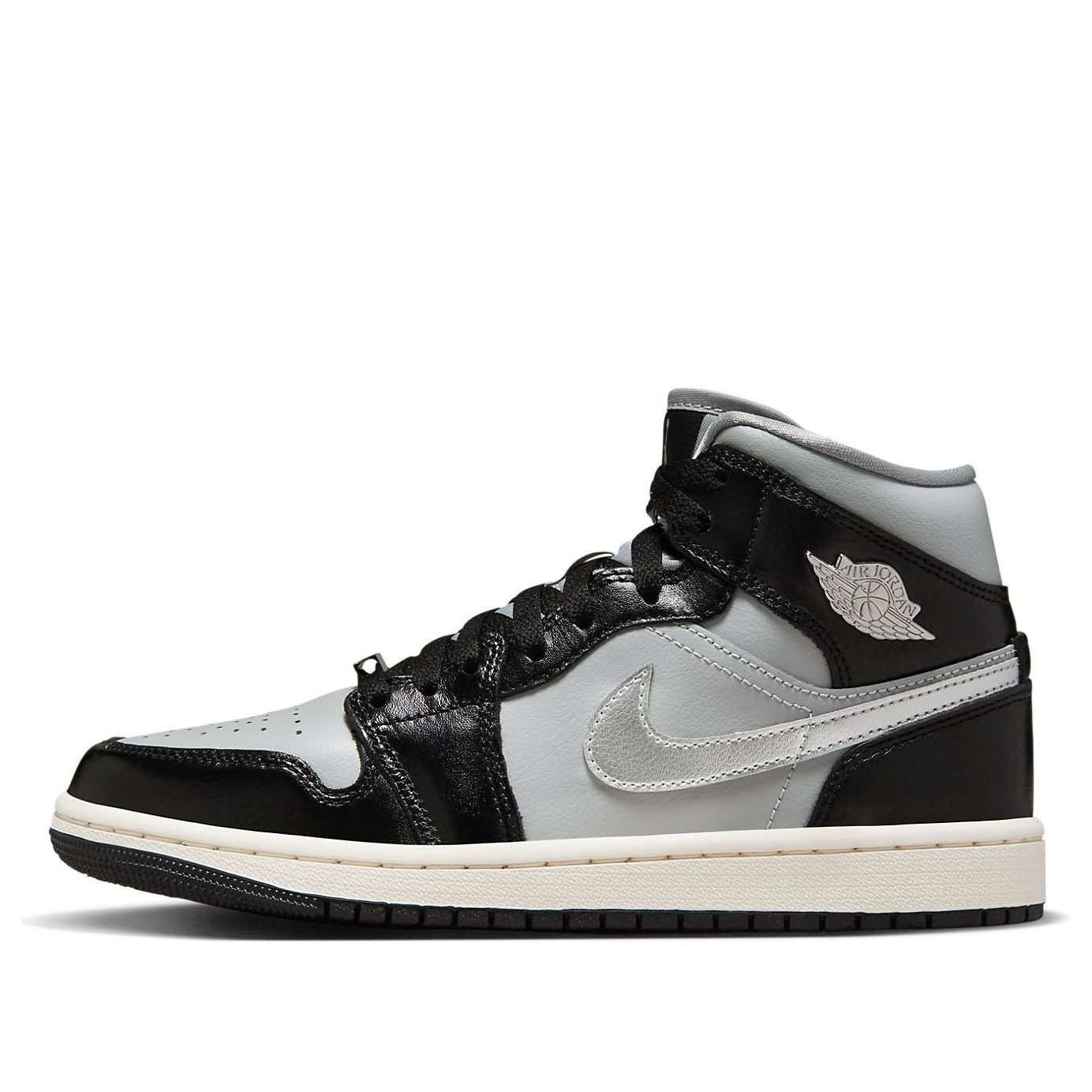 Air Jordan 1 Mid SE “Black Chrome”