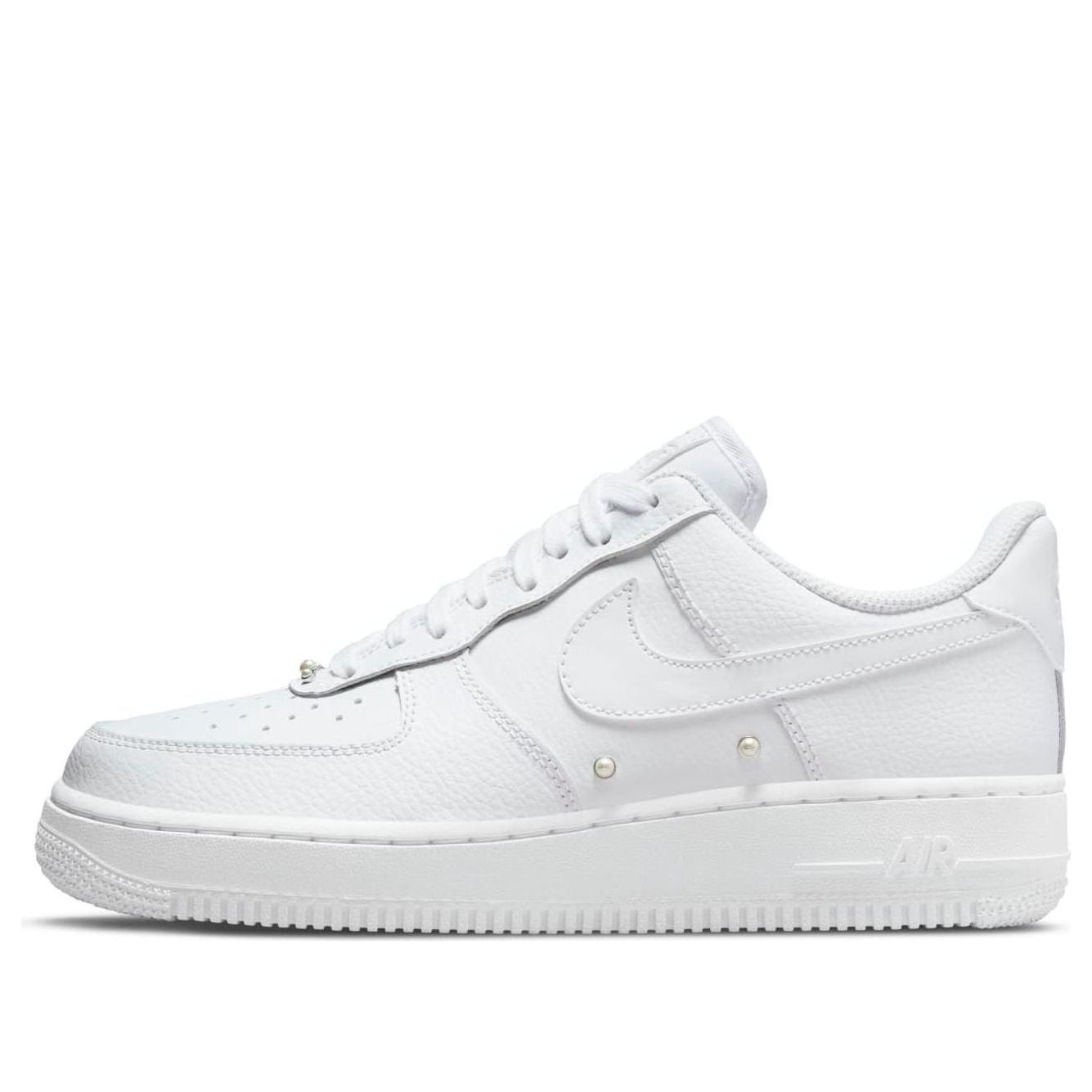 Nike Air Force 1 Low “07 SE “Pearl White”