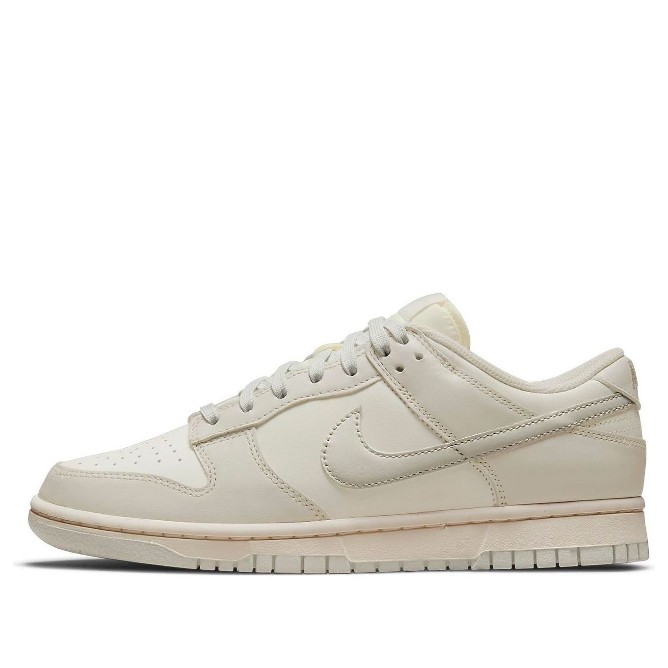 Nike Dunk Low “Light Bone”
