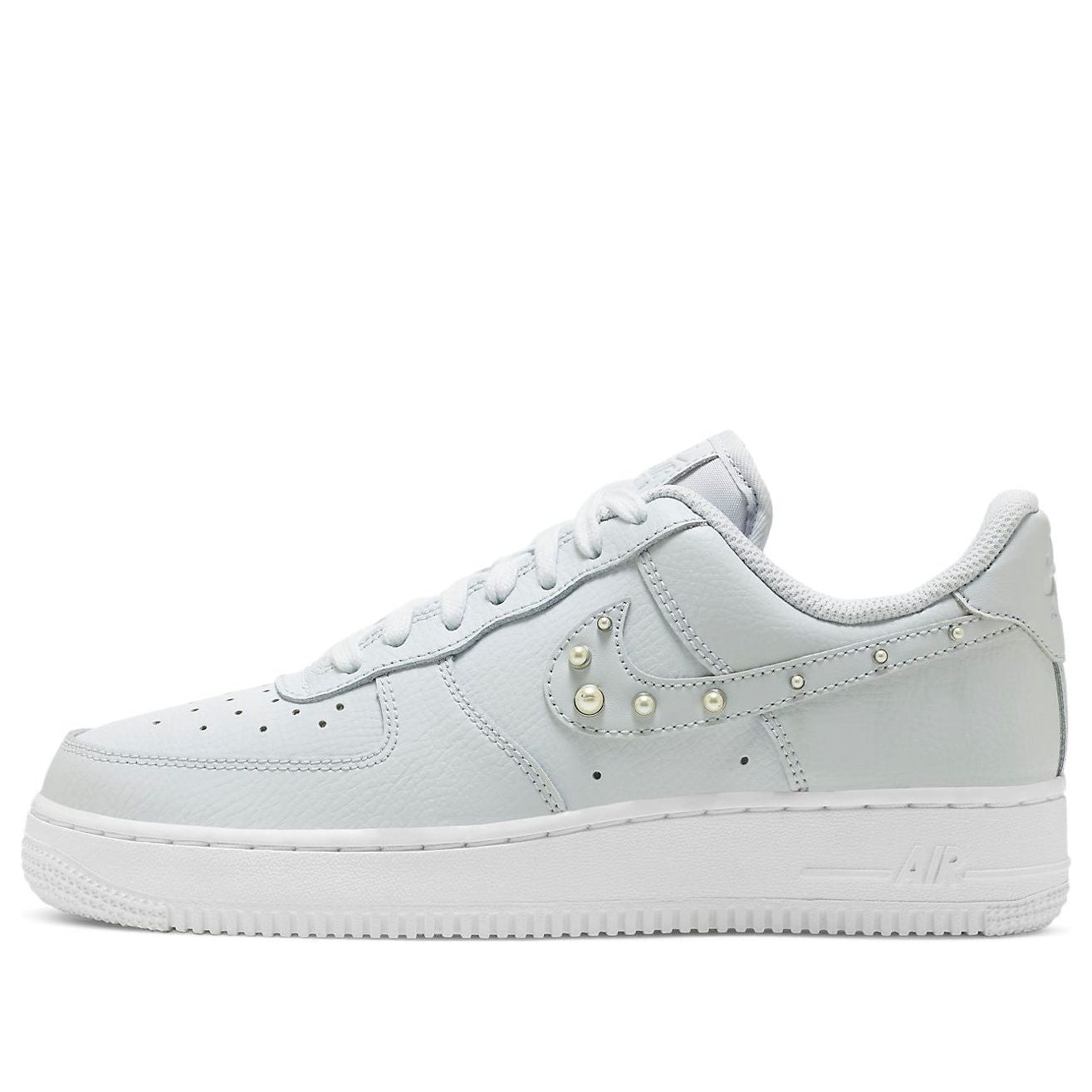 Nike Air Force 1 07 SE “Pearl Swoosh – Pure Platinum”