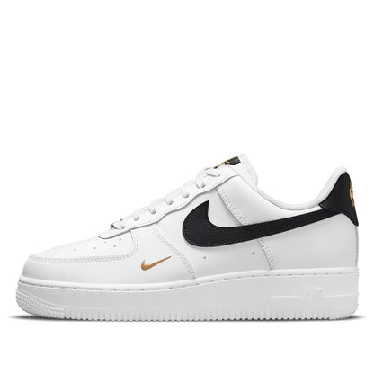 Nike Air Force 1 “07 Essential “White Black”