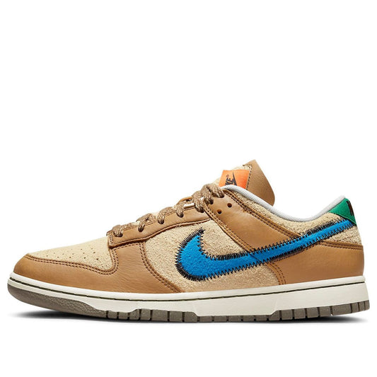 Nike x size? Dunk Low “Dark Driftwood”