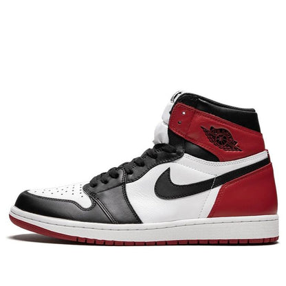 Air Jordan 1 Retro High OG “Black Toe”