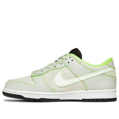 Nike Dunk Low “University of Oregon PE”